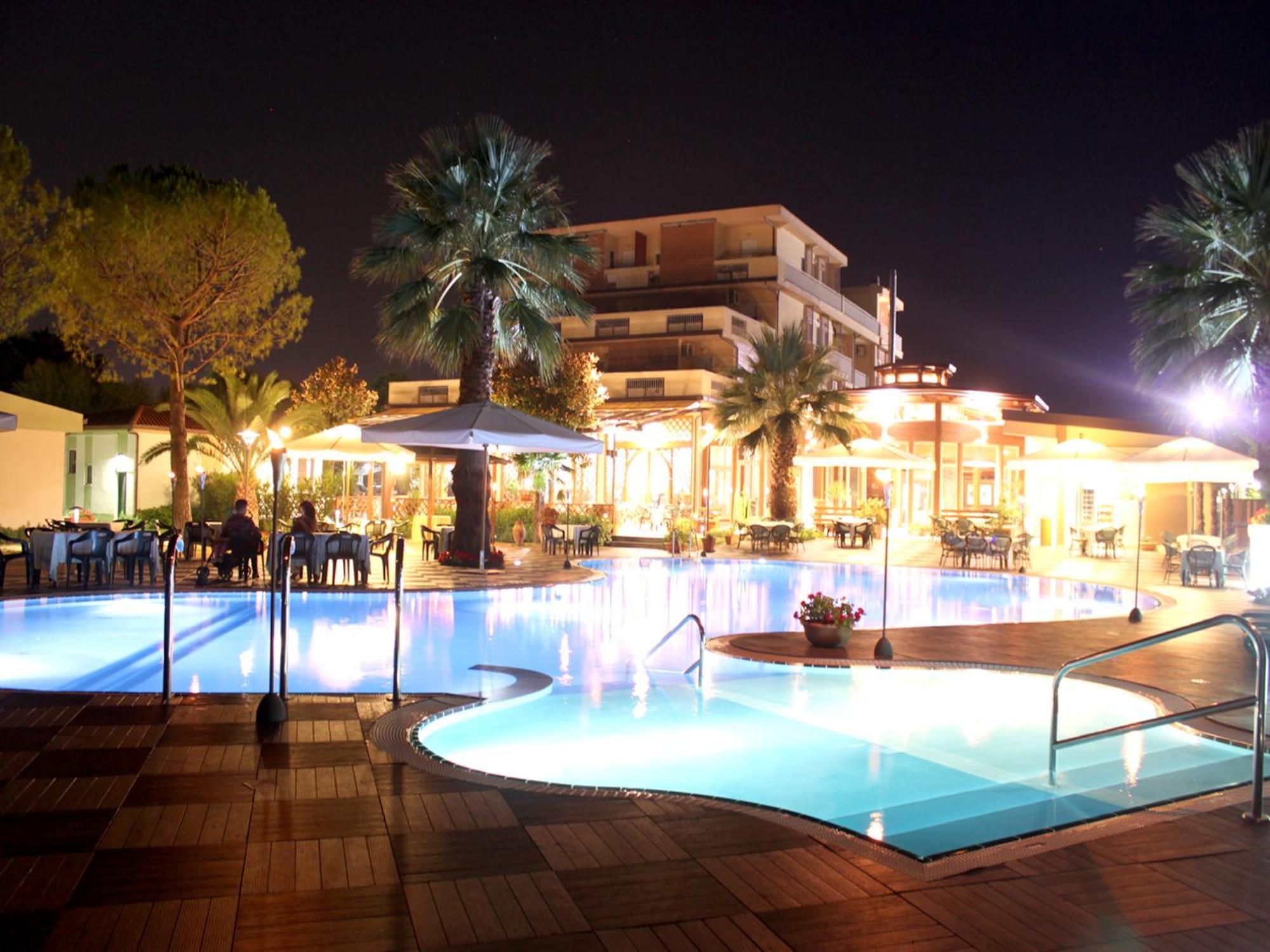 Hotel Acquario Vasto Extérieur photo